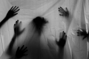 经典热门恐怖片87部合集(216GB)