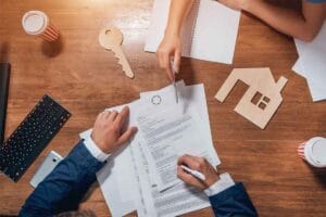 房产销售25讲：从小白到销冠的修炼手册